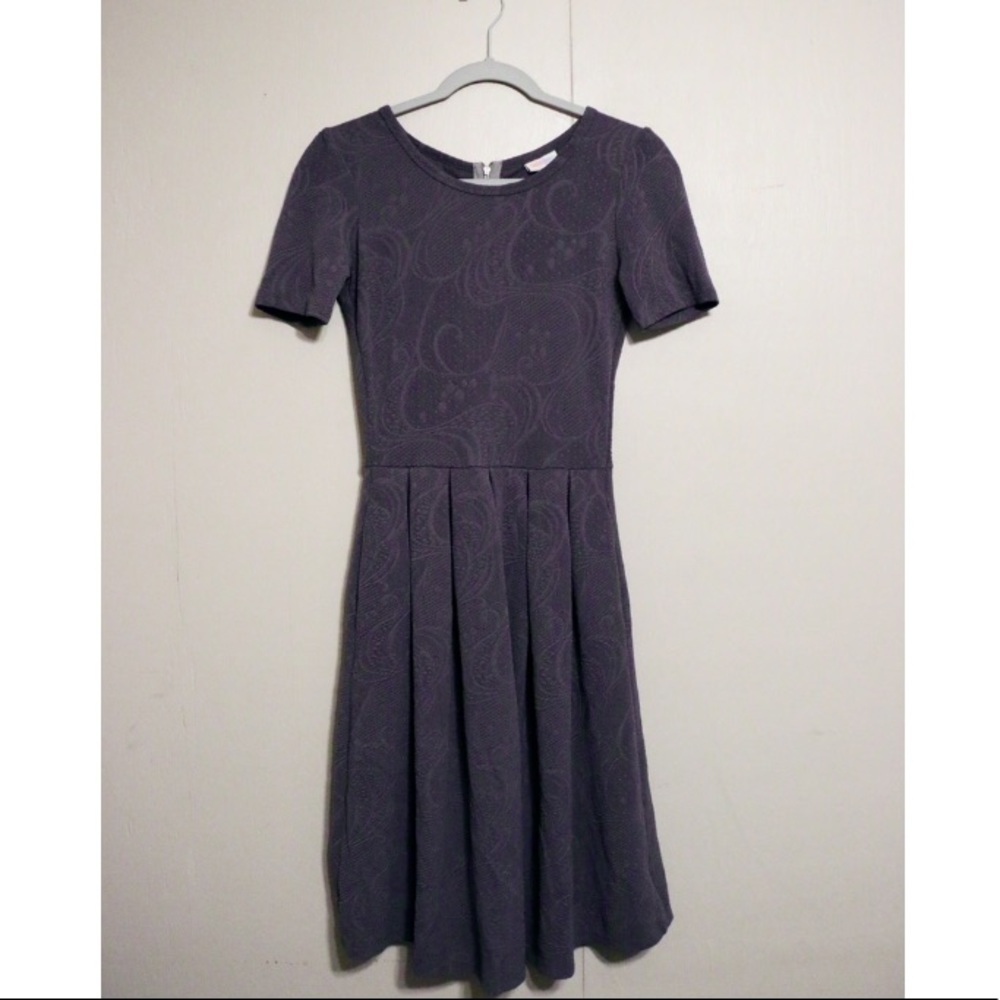 LULAROE “Amelia” Dress-Women’s Charcoal Grey Pleated Midi Dress